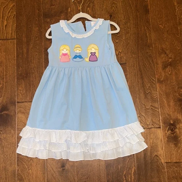 Disney Princess Rapunzel, Cinderella, Sleeping Beauty Applique Dress - sz 5 & 8 - Picture 7 of 10
